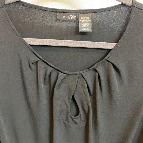 3 medium black blouses - Picture 7 of 11